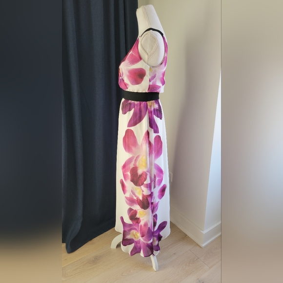 EXPRESS | Floral Maxi Dress - Picture 9 of 13